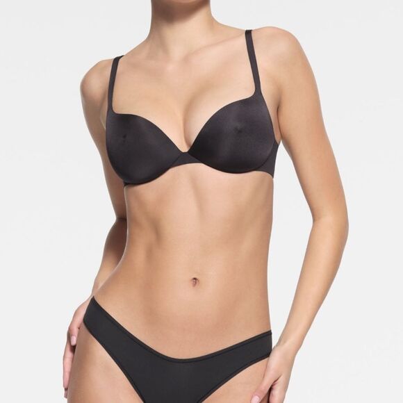 Skims Ultimate Apex Push-Up Bras
NIPPLE PUSH-UP BRA Onyx‎ 32B Nwt in packaging - Picture 1 of 8